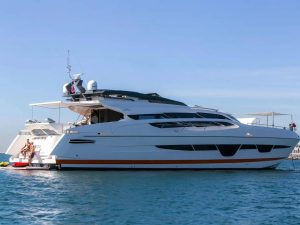 rent the 105ft yacht dolce vita