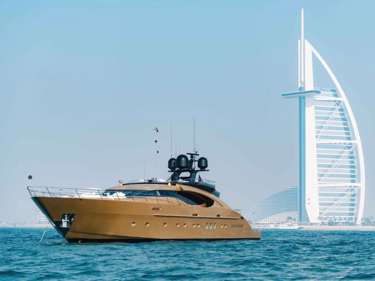 rent the 137ft yacht ak royalty